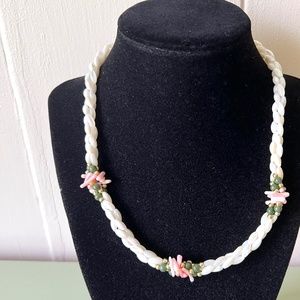 VTG MOP Necklace